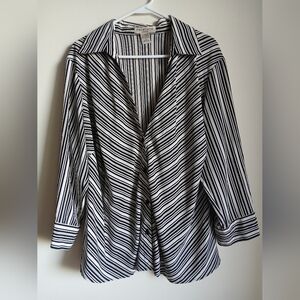 Notations Size 1X  Button Closure Striped Top long Sleeves black white